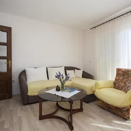 Apartment Mare *