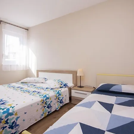 Mare Apartment *