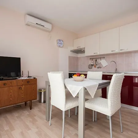Apartment Mare *